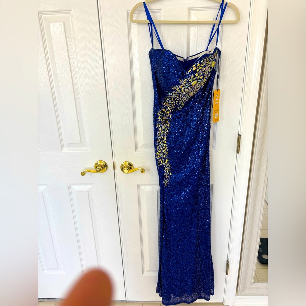Brand new beautiful gown